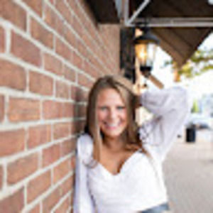 Meet your Posher, Gabriella